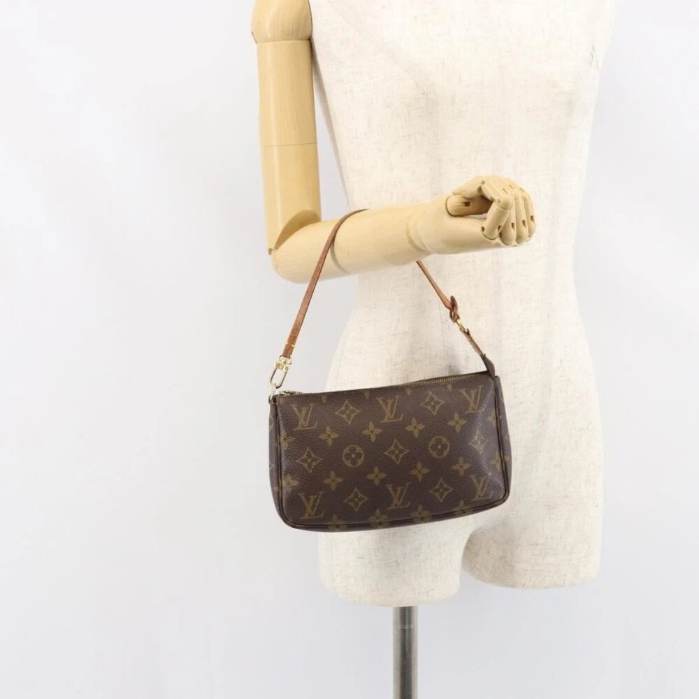 LOUIS VUITTON Monogram Pochette Accessoires Pouch M51980 LV Auth 156611